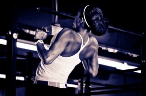 body-weight-crossfit-chest-to-bar-pull-up